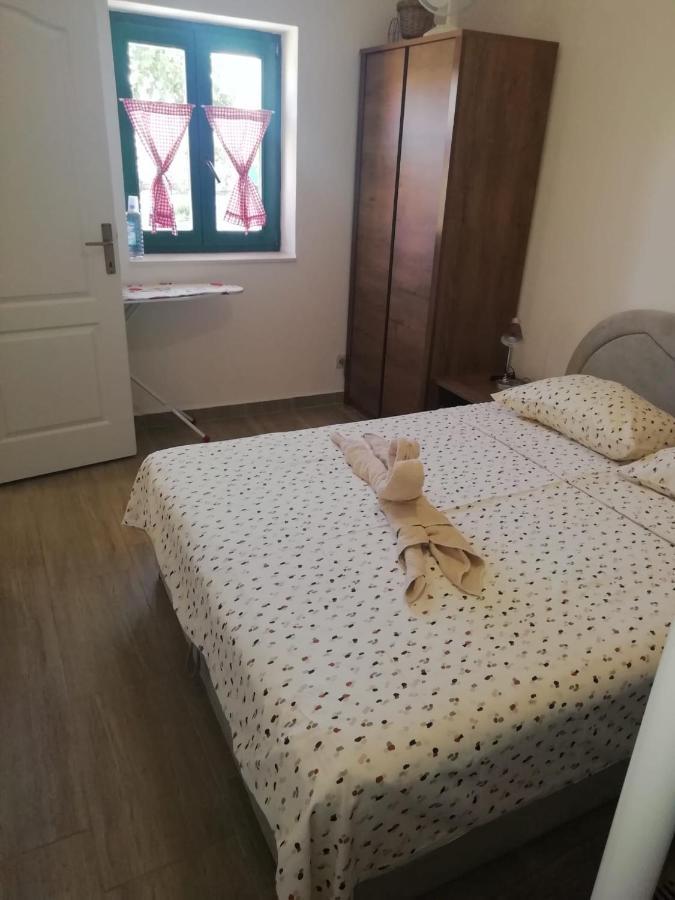 فيلا Nikini Dvori Gradac  المظهر الخارجي الصورة